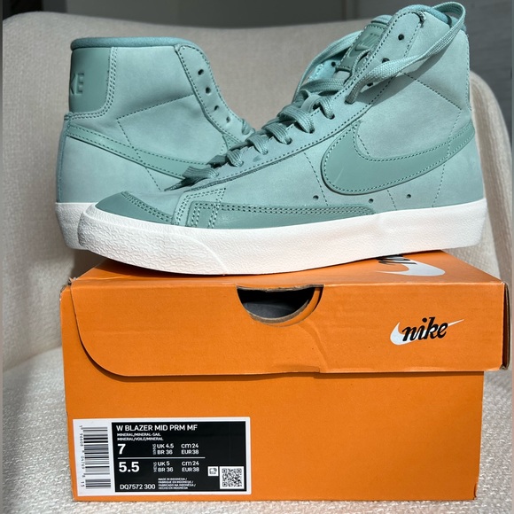Nike Shoes - Nike Blazer Mid Premium